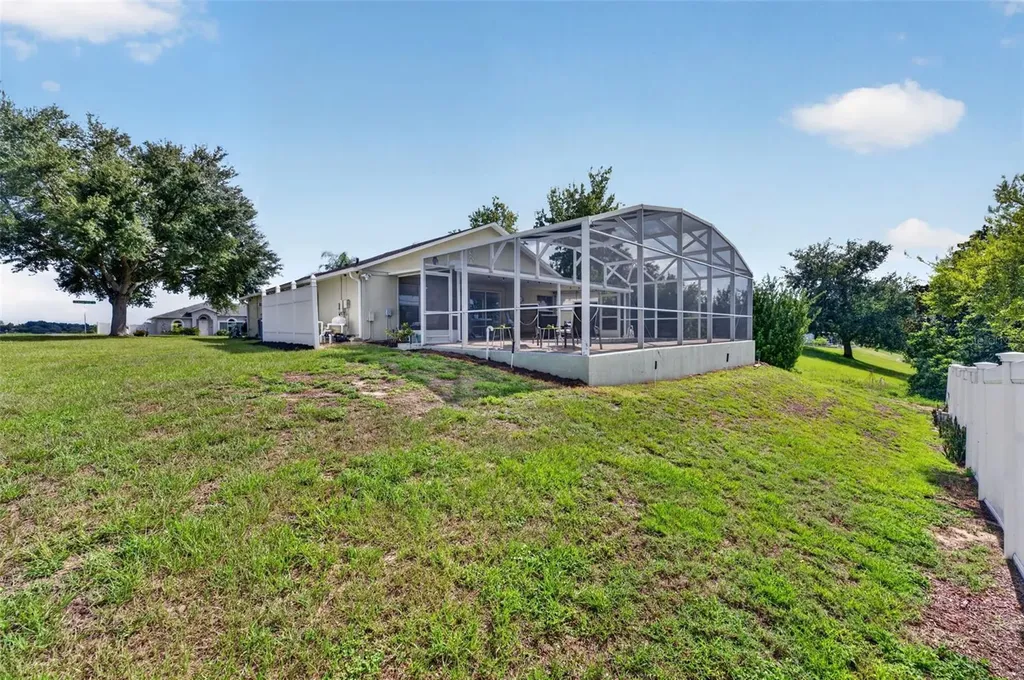 1390 Willow Crest Drive Clermont FL 34711