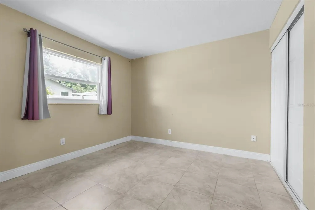 911 W Gaston Place Tampa FL 33604