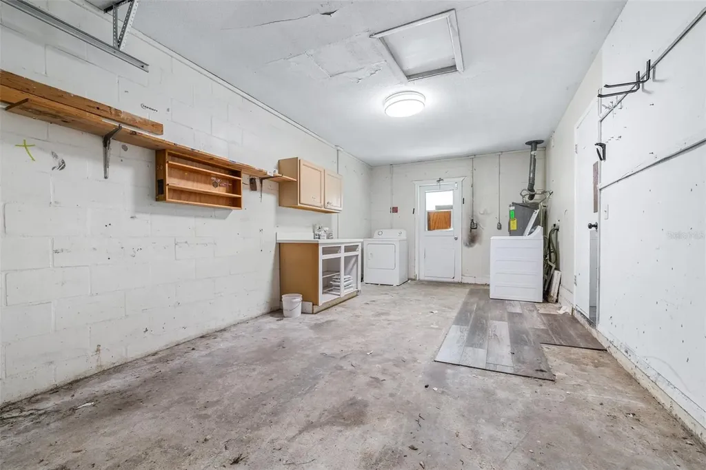 911 W Gaston Place Tampa FL 33604