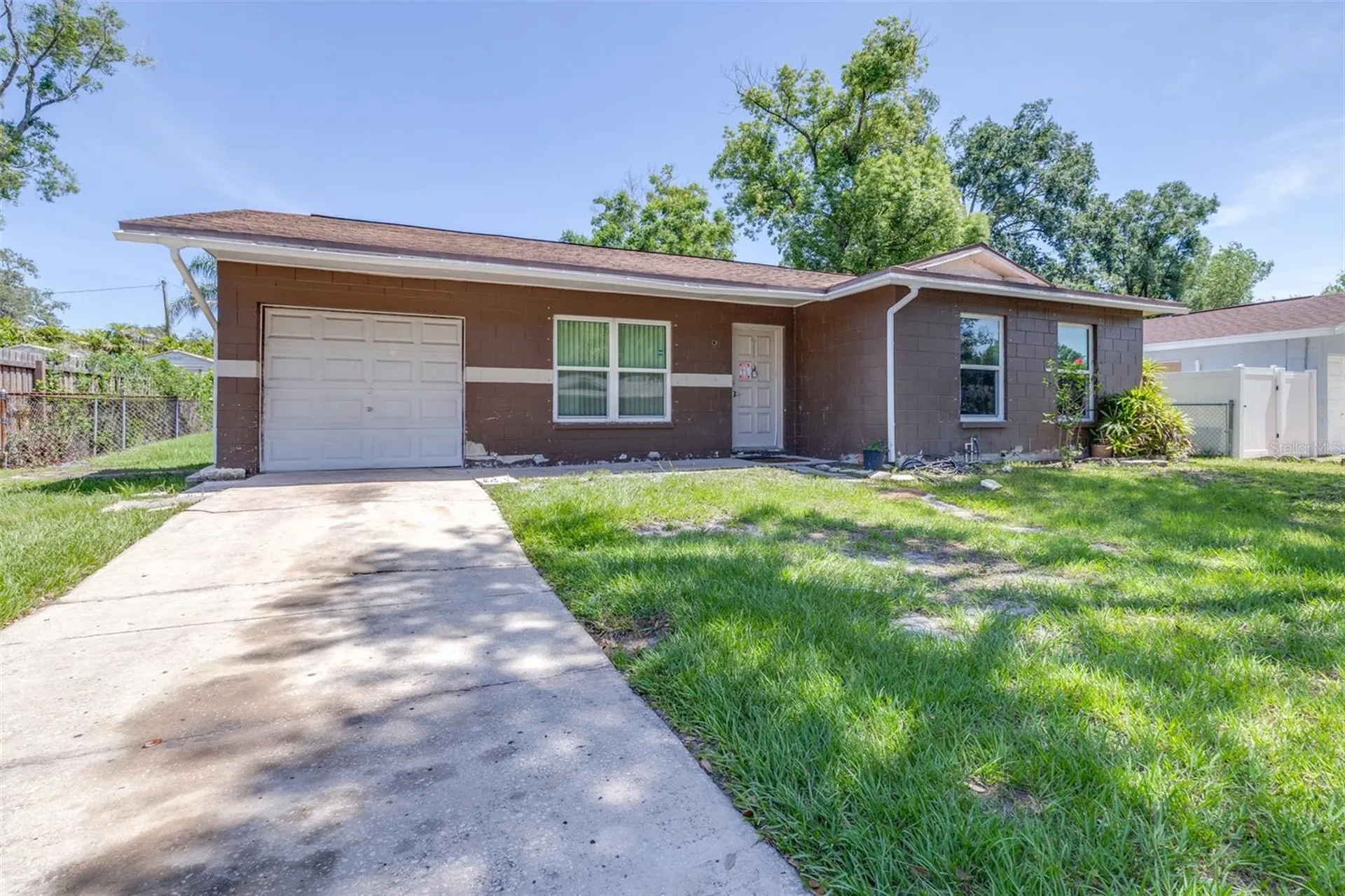 911 W Gaston Place Tampa FL 33604
