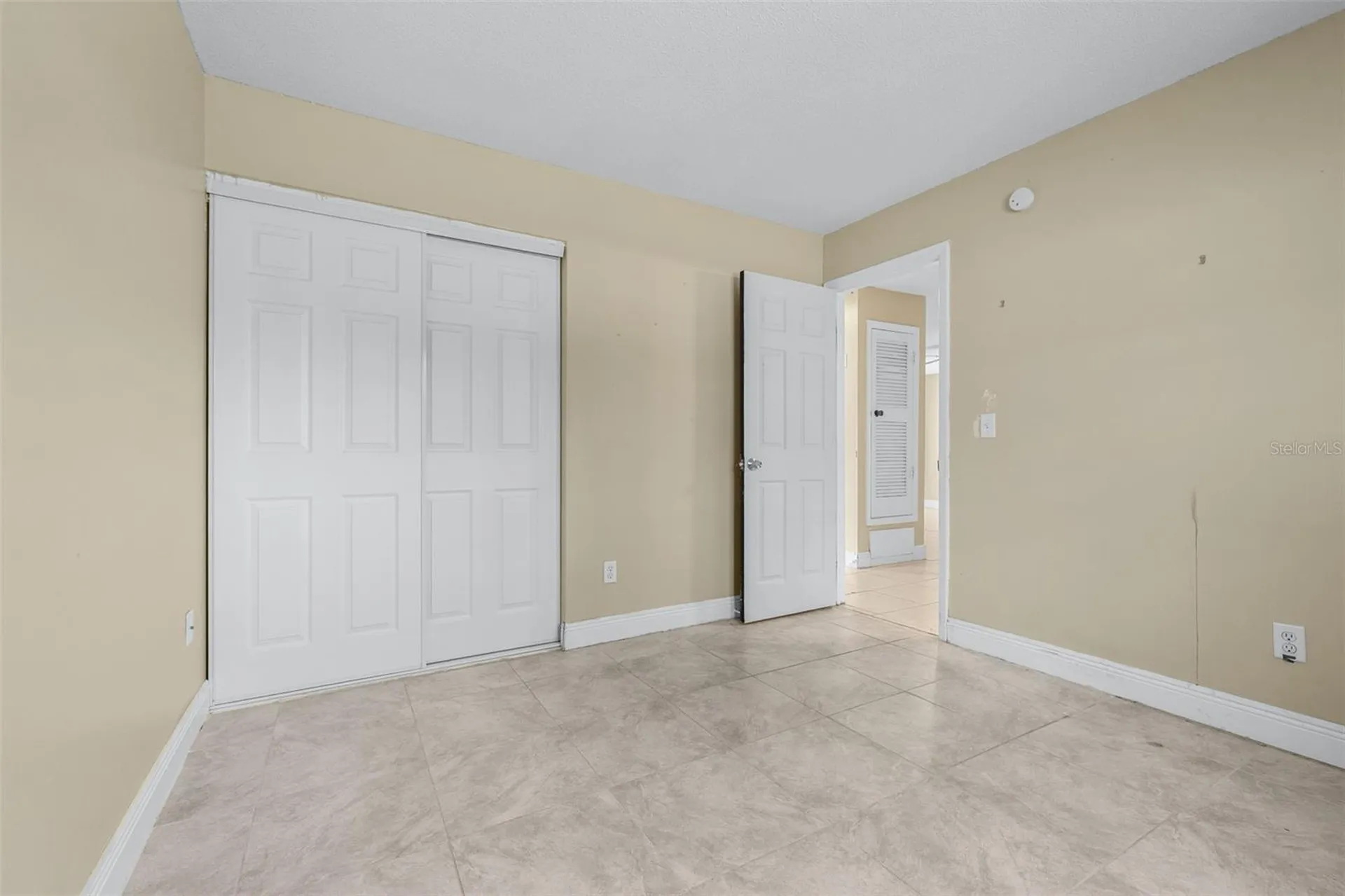 911 W Gaston Place Tampa FL 33604