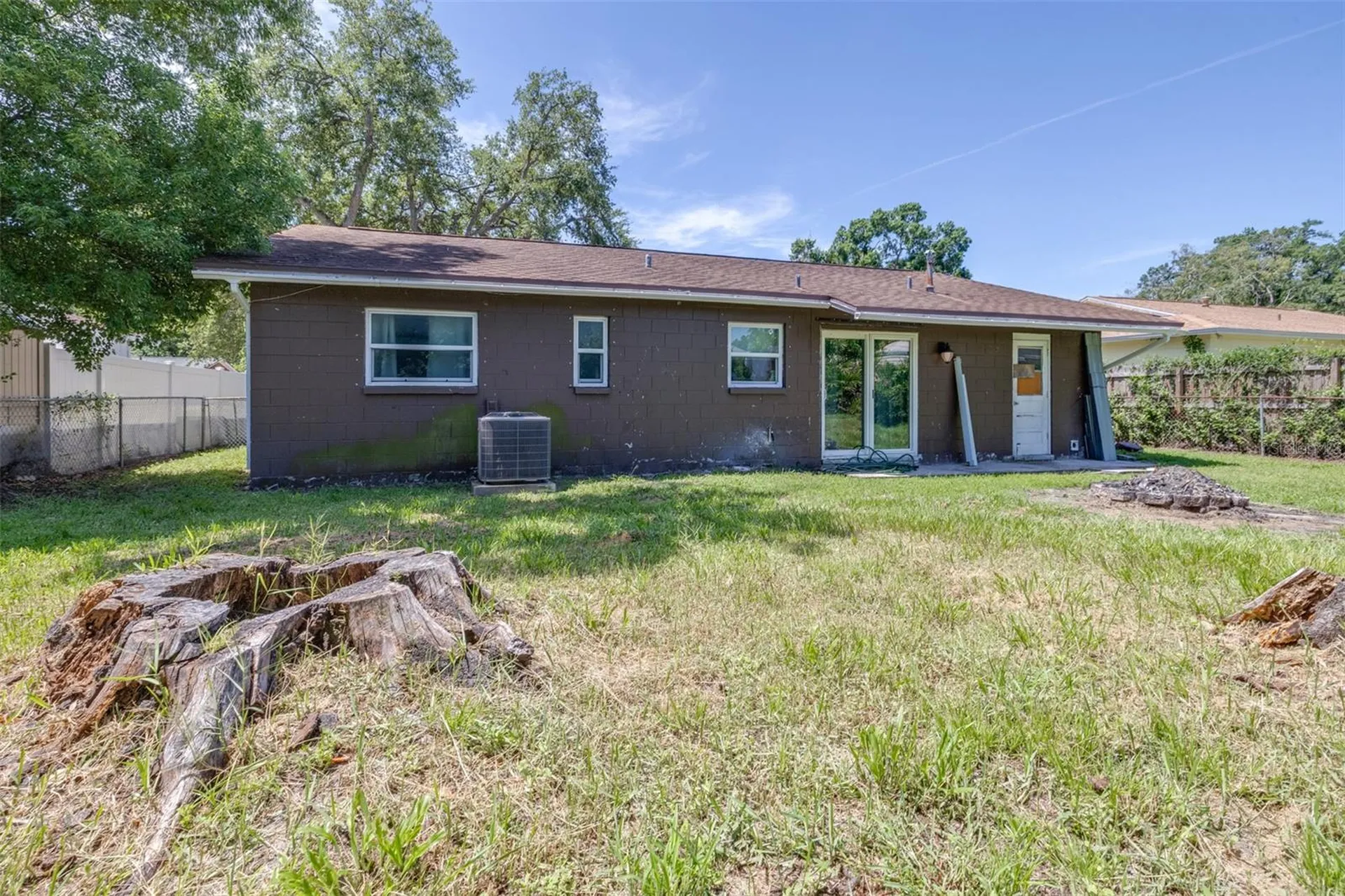 911 W Gaston Place Tampa FL 33604