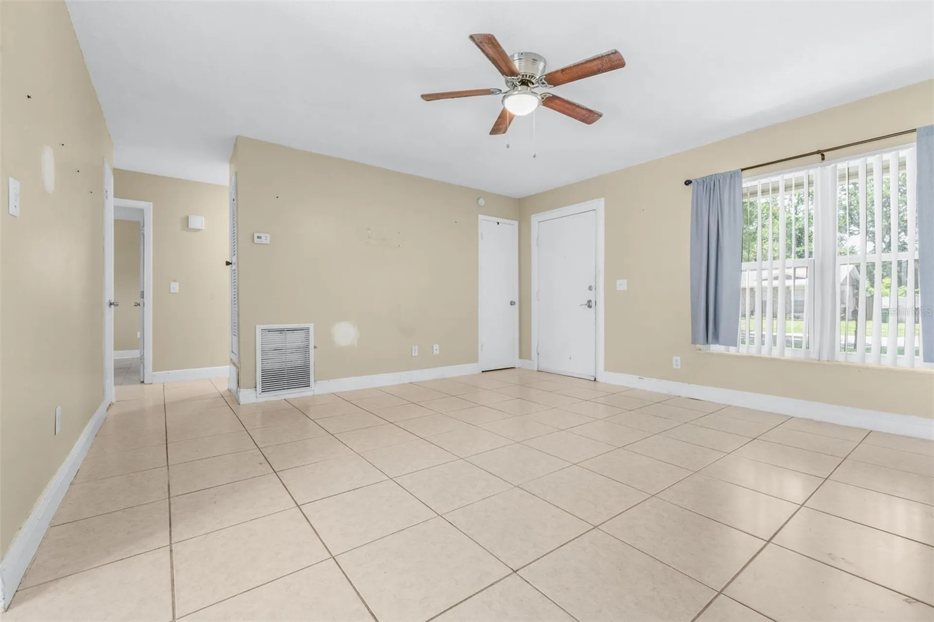 911 W Gaston Place Tampa FL 33604