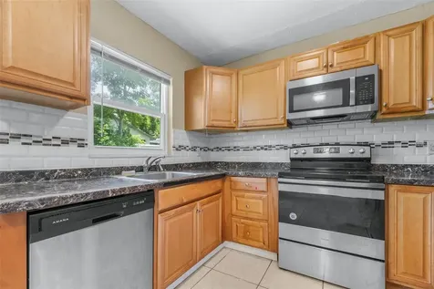911 W Gaston Place Tampa FL 33604