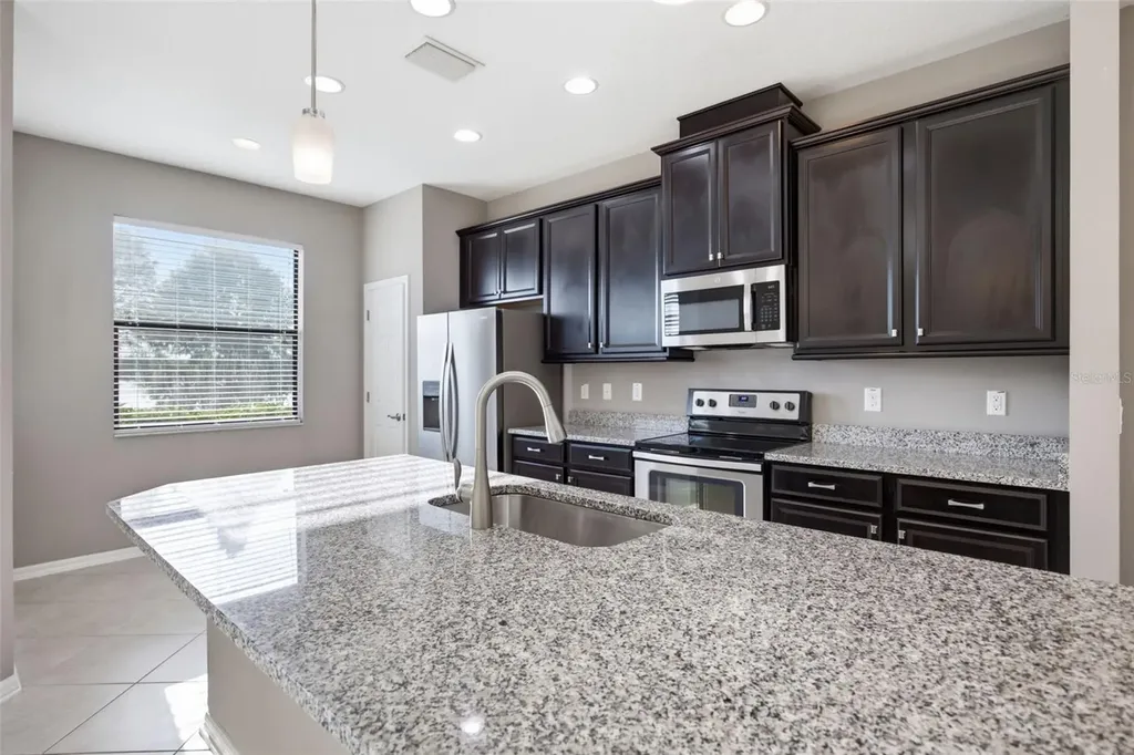 4905 Wandering Way Wesley Chapel FL 33544