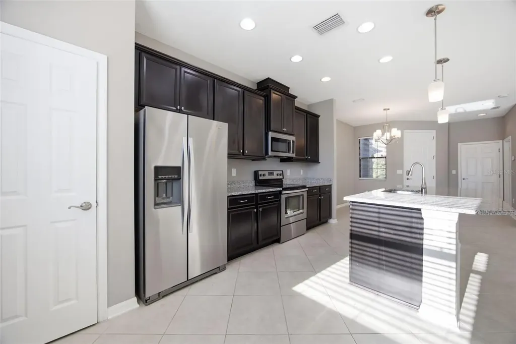 4905 Wandering Way Wesley Chapel FL 33544