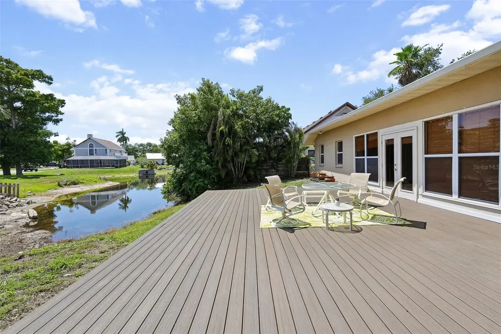 4919 32nd Avenue Drive W Bradenton FL 34209