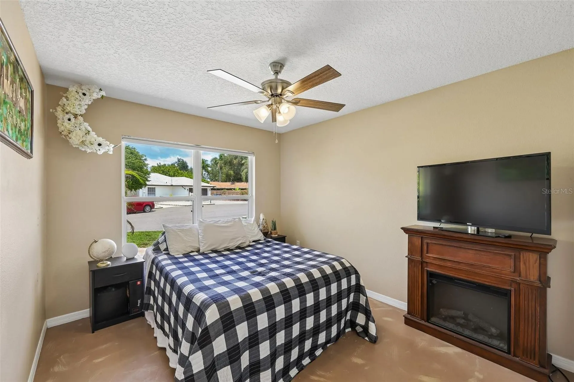 4919 32nd Avenue Drive W Bradenton FL 34209