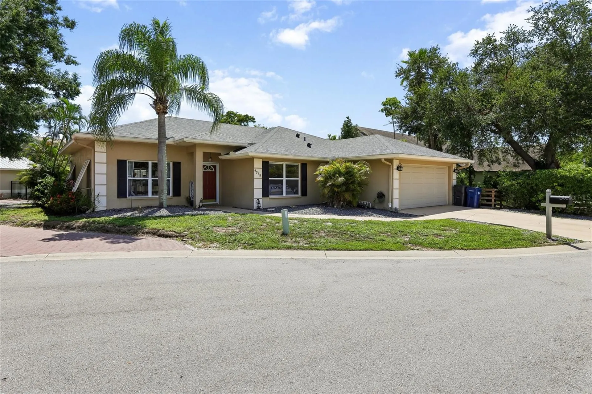 4919 32nd Avenue Drive W Bradenton FL 34209