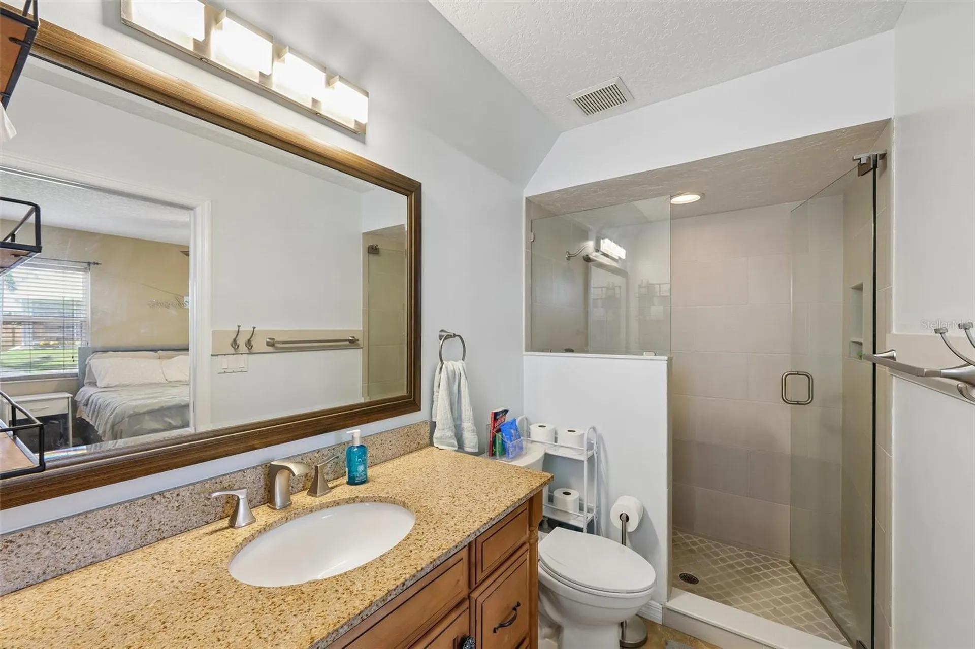4919 32nd Avenue Drive W Bradenton FL 34209