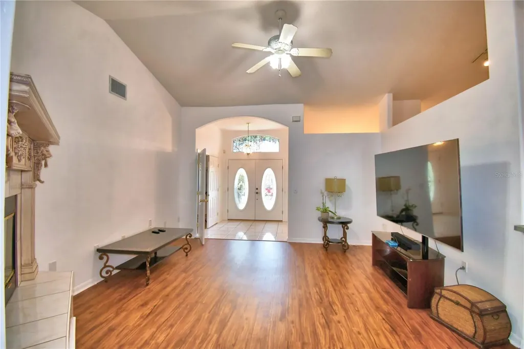 166 Winona Circle Auburndale FL 33823