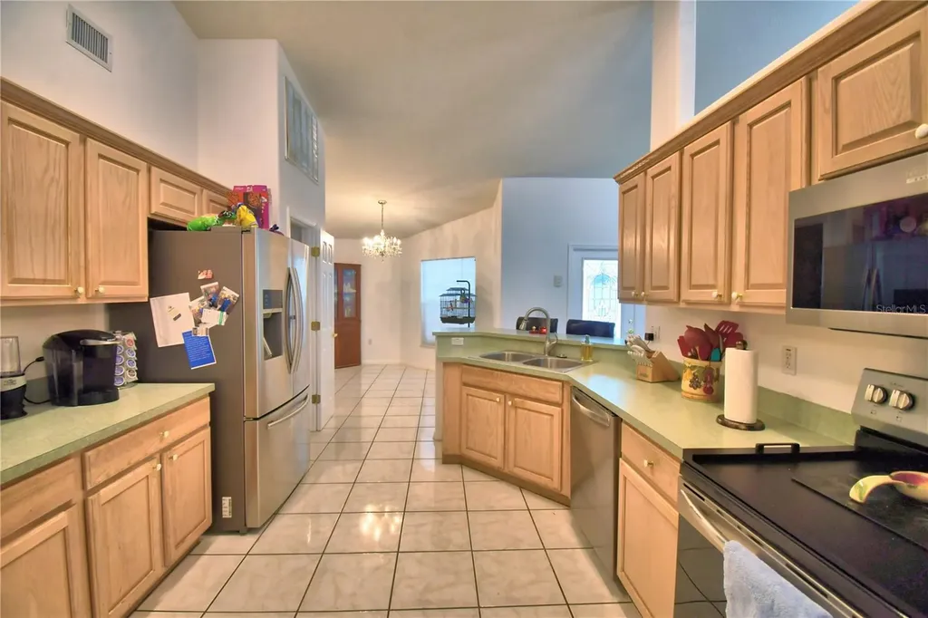166 Winona Circle Auburndale FL 33823