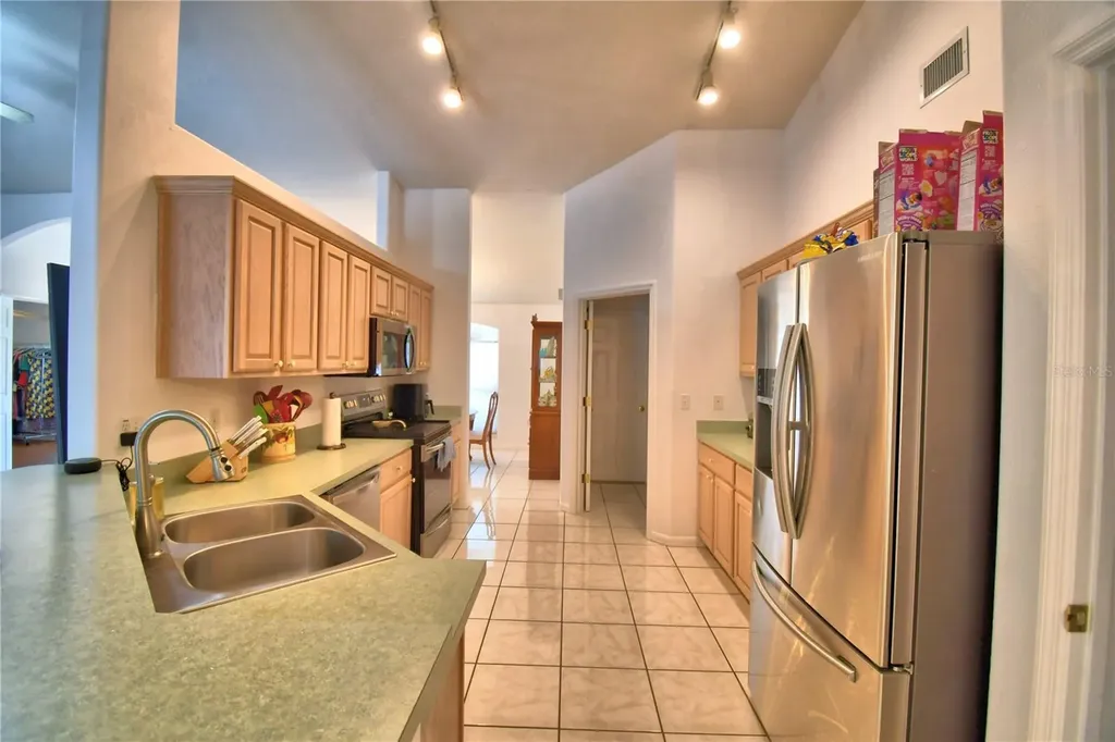 166 Winona Circle Auburndale FL 33823