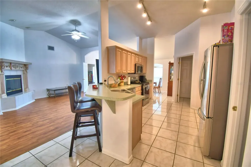 166 Winona Circle Auburndale FL 33823