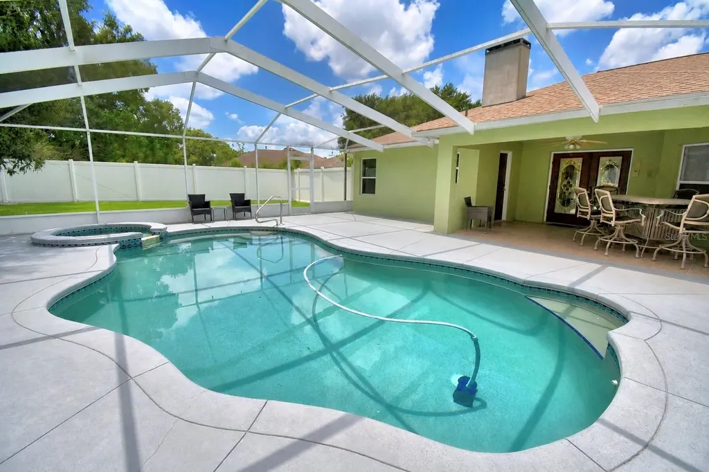 166 Winona Circle Auburndale FL 33823