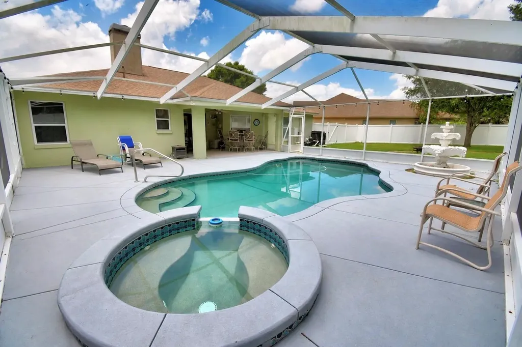 166 Winona Circle Auburndale FL 33823