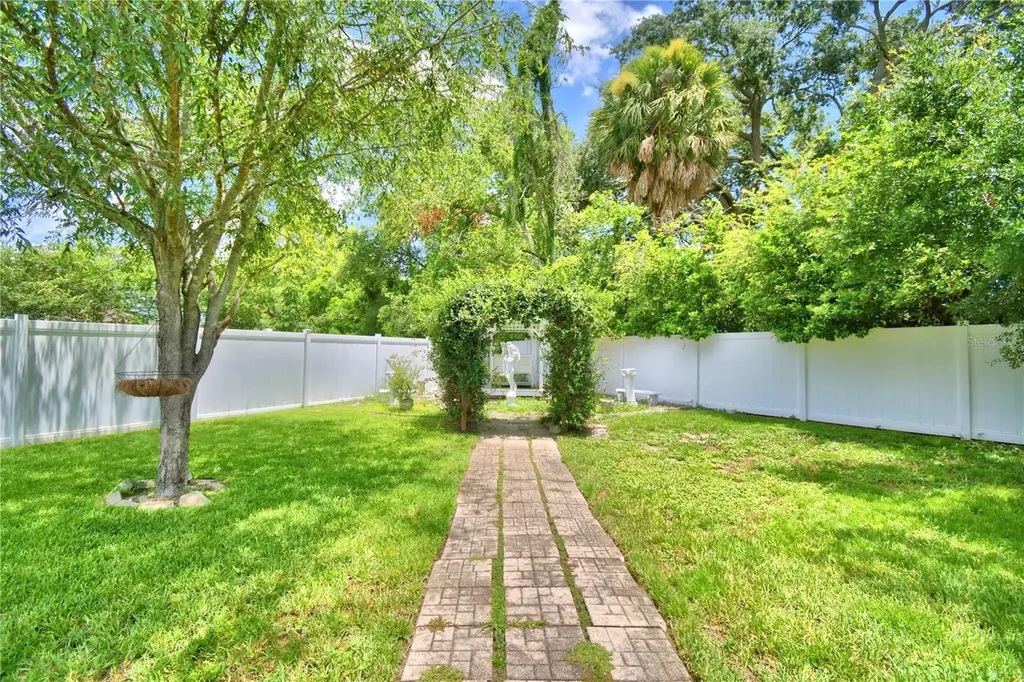 166 Winona Circle Auburndale FL 33823