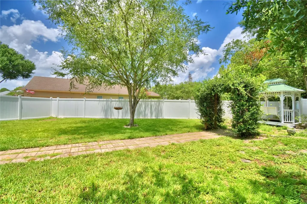 166 Winona Circle Auburndale FL 33823