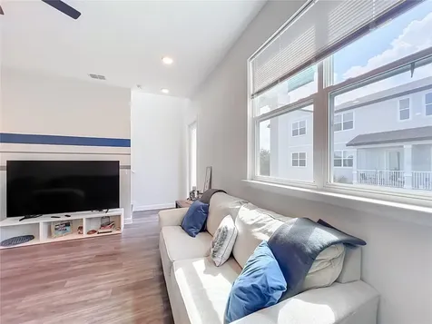 3427 Norman Lewis Alley Orlando FL 32828