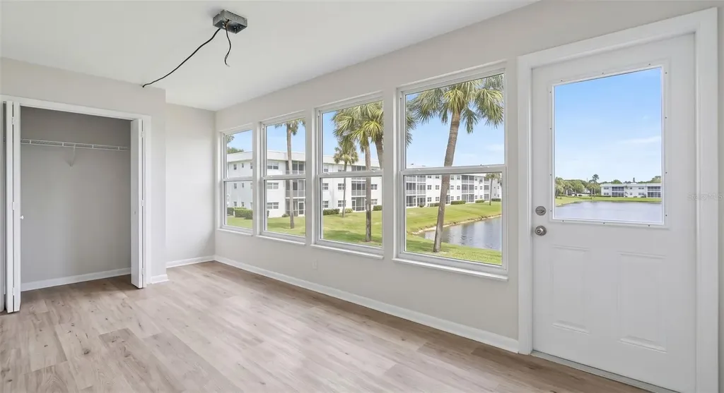 4775 Cove Circle St Petersburg FL 33708