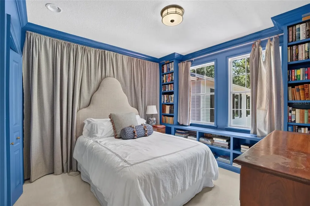 16317 Emerald Cove Lutz FL 33549