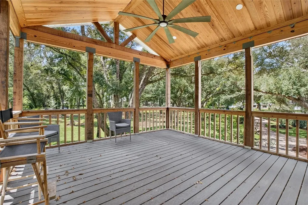 16317 Emerald Cove Lutz FL 33549