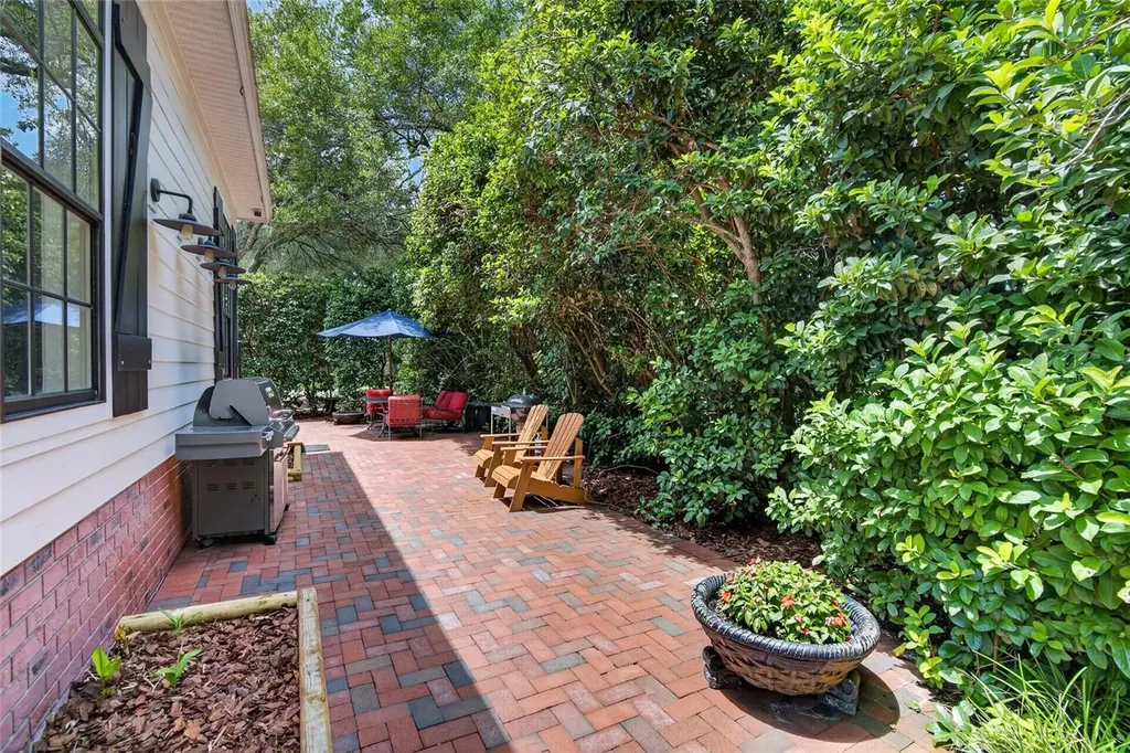 16317 Emerald Cove Lutz FL 33549
