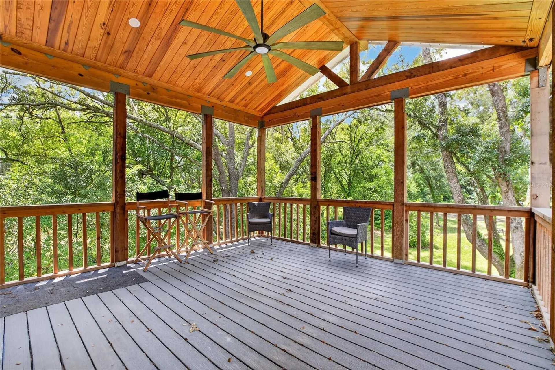 16317 Emerald Cove Lutz FL 33549
