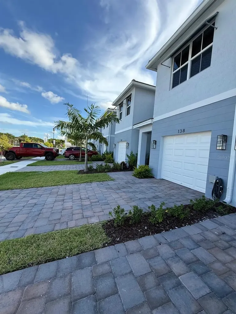 142 NE 14th Terrace Homestead FL 33033