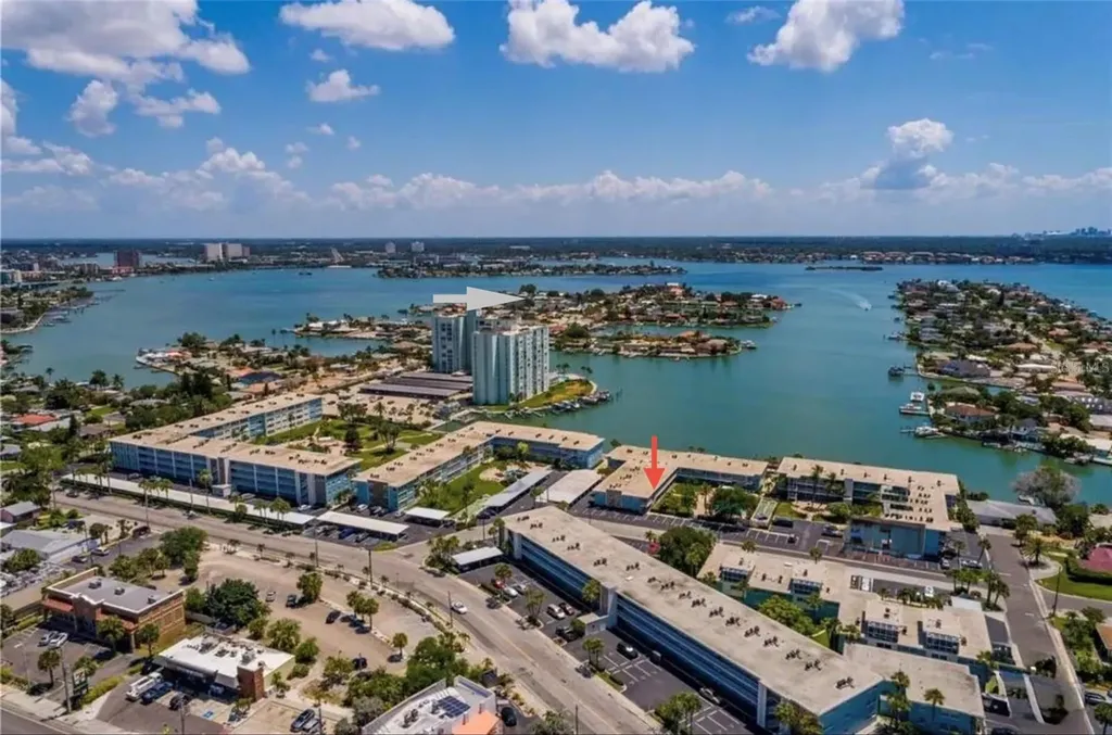 6111 E 2nd Street E St Pete Beach FL 33706