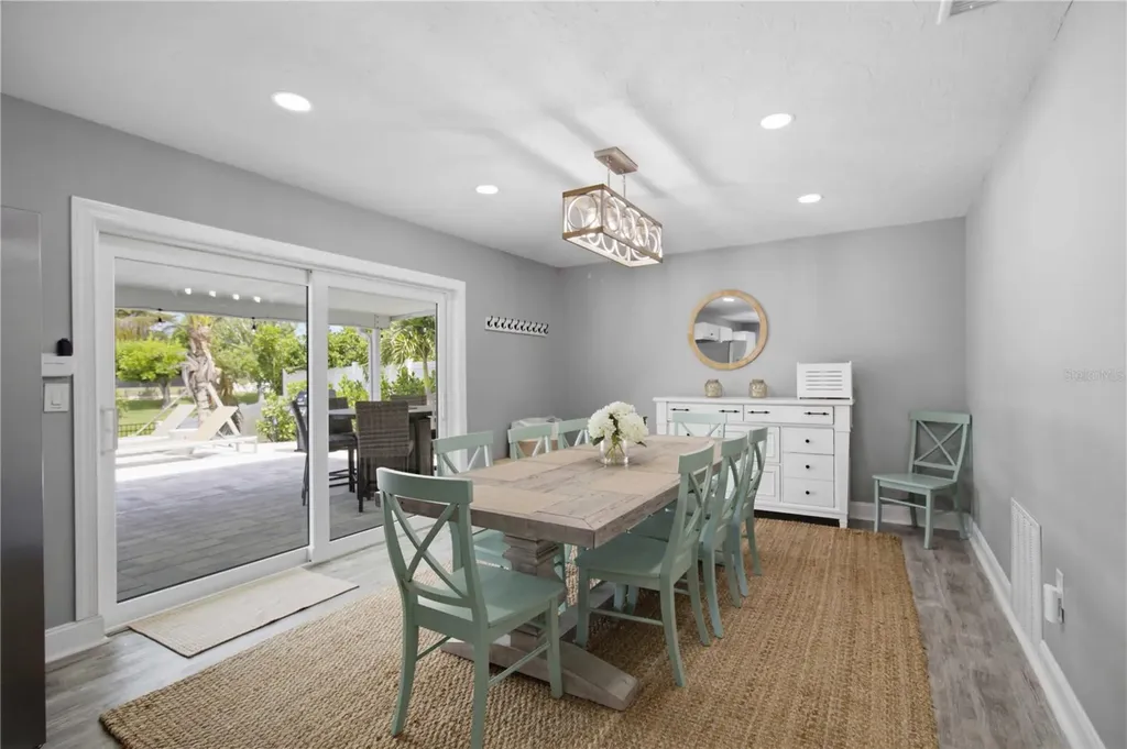 920 68th Street NW Bradenton FL 34209