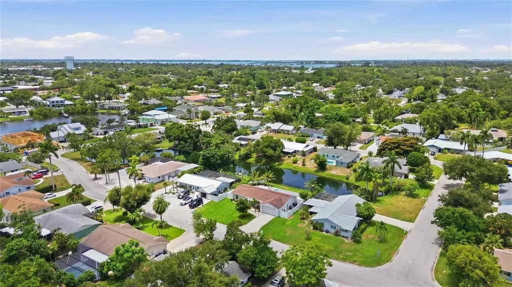 920 68th Street NW Bradenton FL 34209
