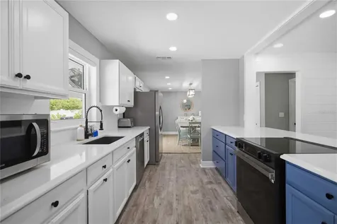 920 68th Street NW Bradenton FL 34209