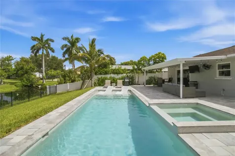 920 68th Street NW Bradenton FL 34209