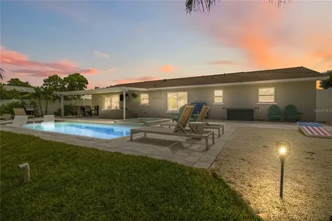 920 68th Street NW Bradenton FL 34209