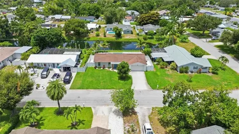 920 68th Street NW Bradenton FL 34209