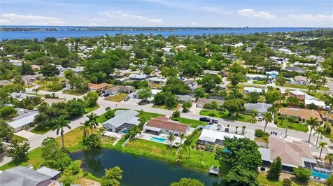 920 68th Street NW Bradenton FL 34209