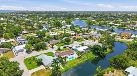 920 68th Street NW Bradenton FL 34209