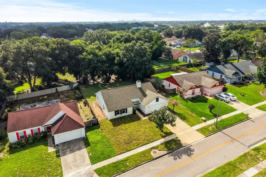 7336 Bordwine Drive Orlando FL 32818