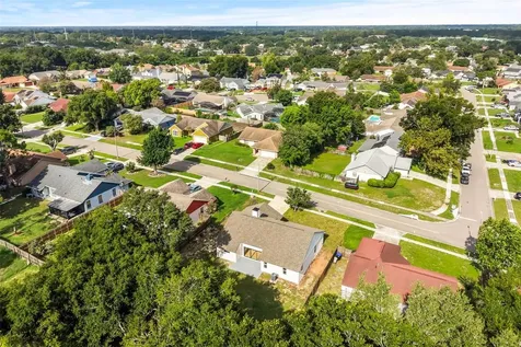 7336 Bordwine Drive Orlando FL 32818