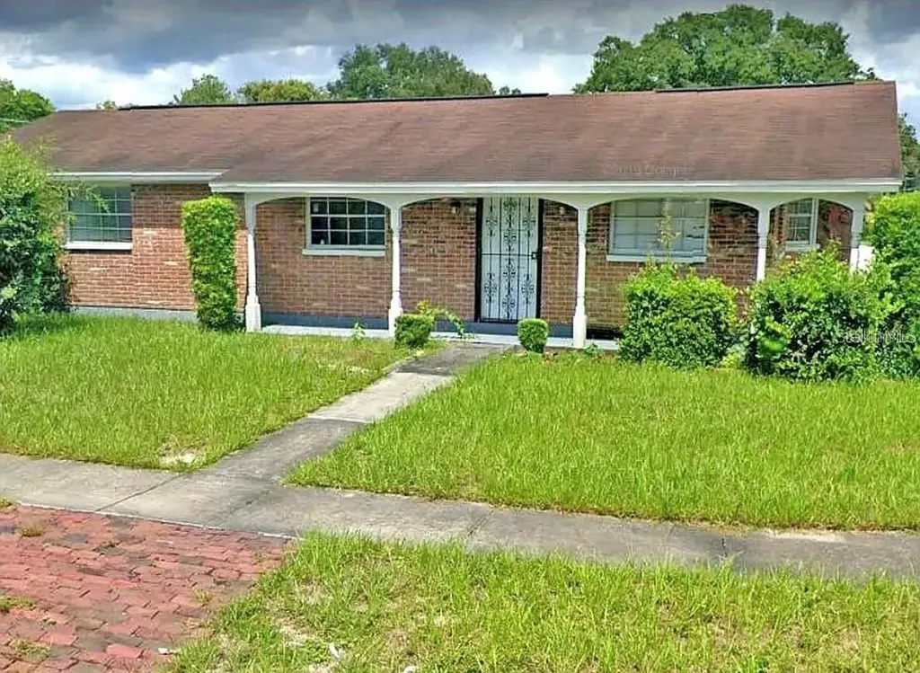 4601 Ashmore Place Tampa FL 33610