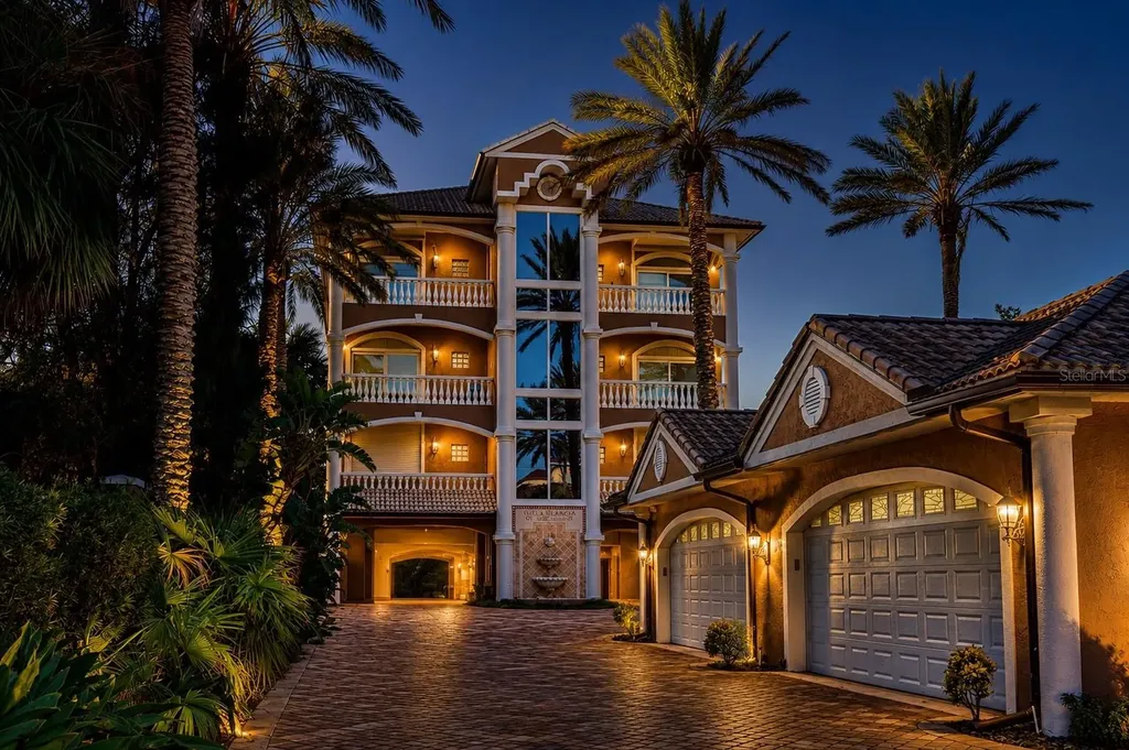 3800 Gulf Boulevard St Petersburg FL 33706