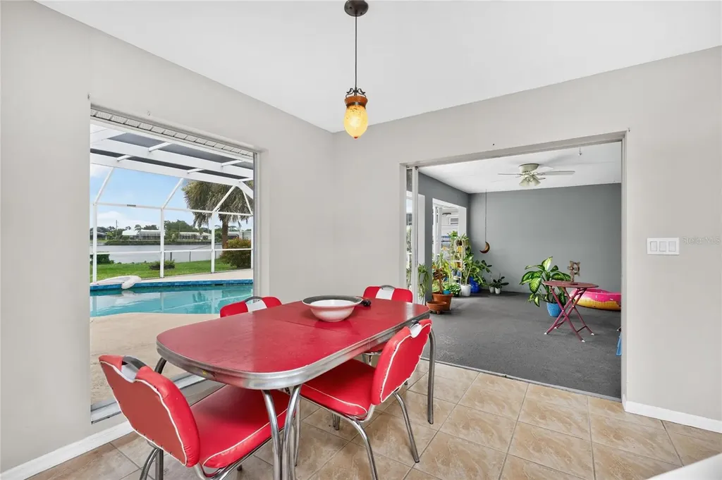 2466 Newbury Street Port Charlotte FL 33952