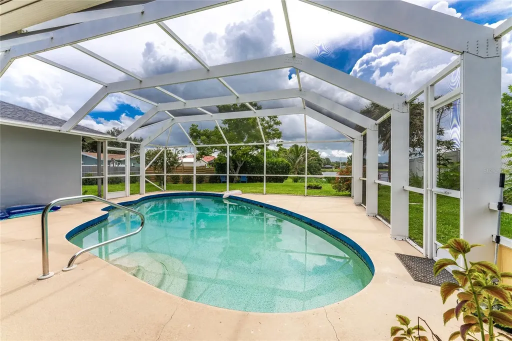 2466 Newbury Street Port Charlotte FL 33952