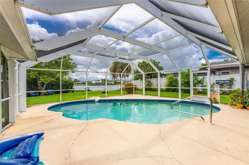 2466 Newbury Street Port Charlotte FL 33952