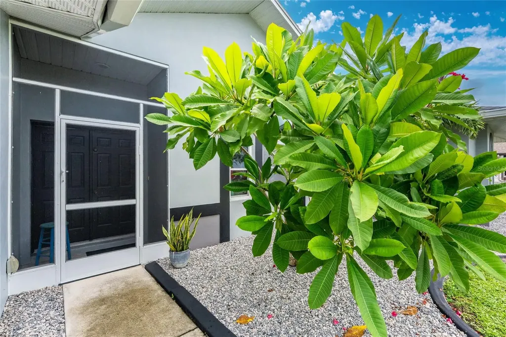 2466 Newbury Street Port Charlotte FL 33952