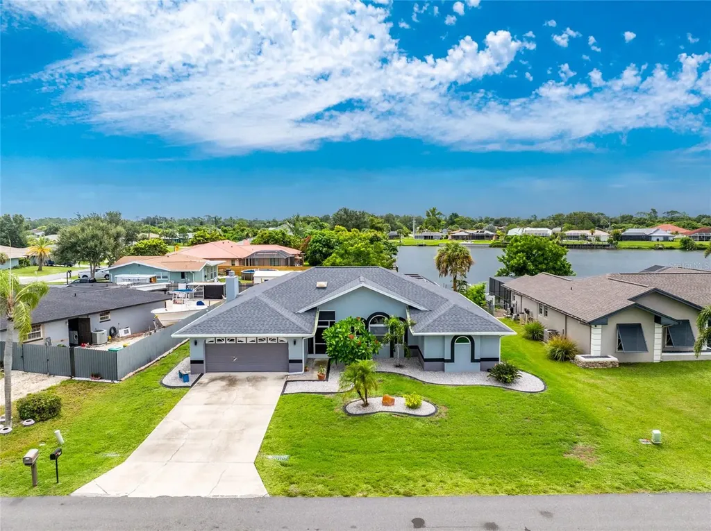 2466 Newbury Street Port Charlotte FL 33952