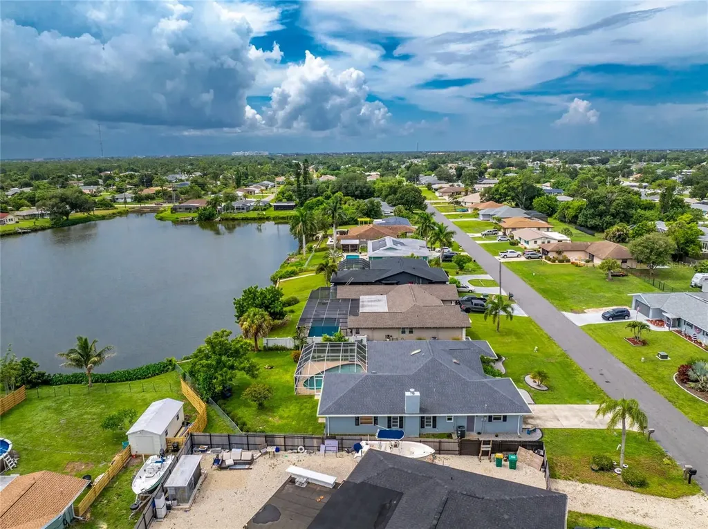 2466 Newbury Street Port Charlotte FL 33952