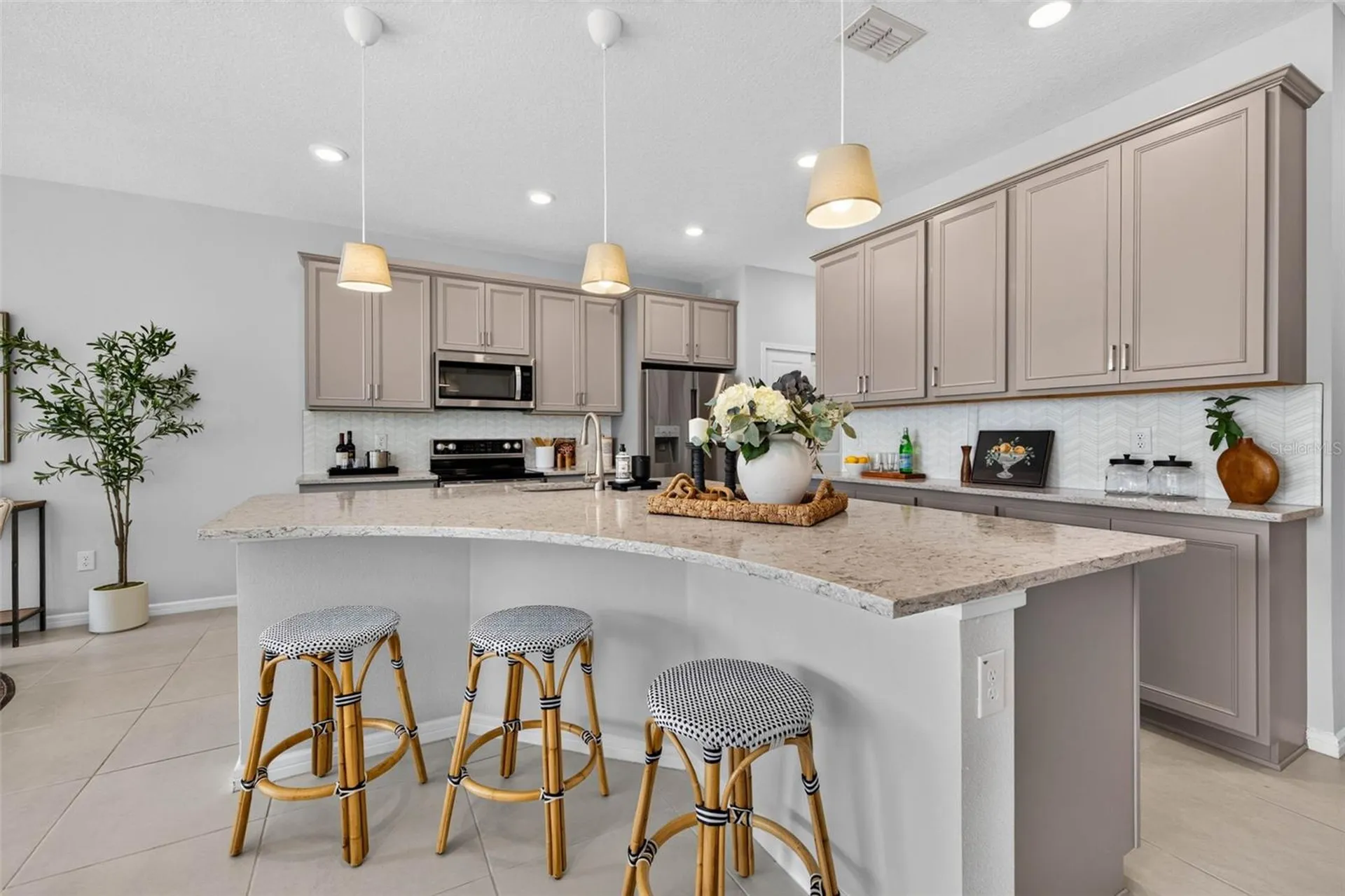 11301 Beach Walk Way NE St Petersburg FL 33716