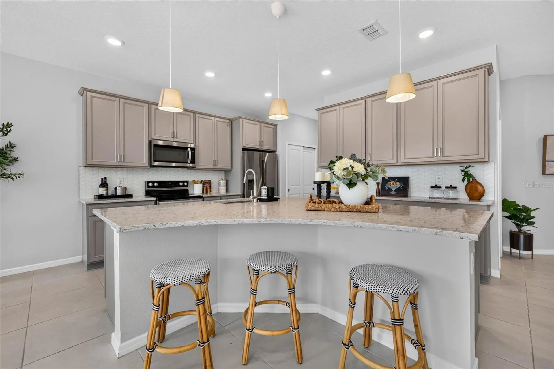 11301 Beach Walk Way NE St Petersburg FL 33716